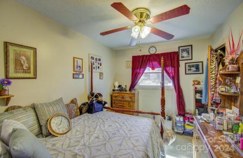 357 Deaverview Road Asheville NC 28806