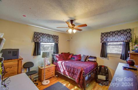 357 Deaverview Road Asheville NC 28806