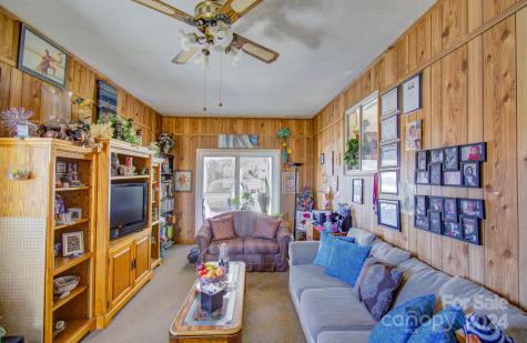 357 Deaverview Road Asheville NC 28806