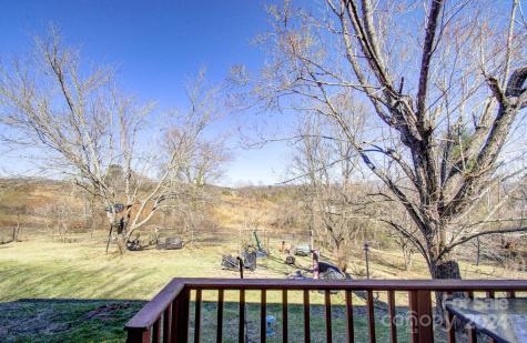 357 Deaverview Road Asheville NC 28806