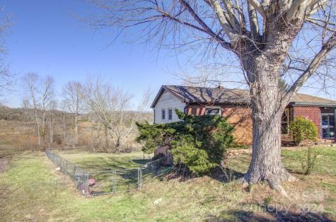 357 Deaverview Road Asheville NC 28806