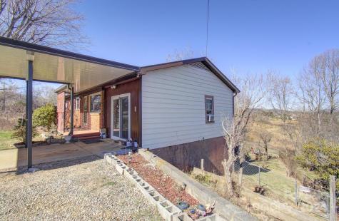357 Deaverview Road Asheville NC 28806