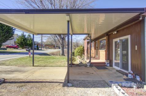 357 Deaverview Road Asheville NC 28806