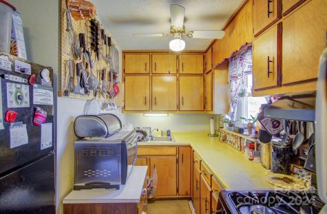 357 Deaverview Road Asheville NC 28806
