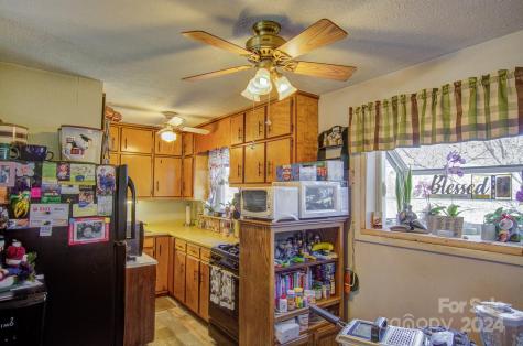 357 Deaverview Road Asheville NC 28806