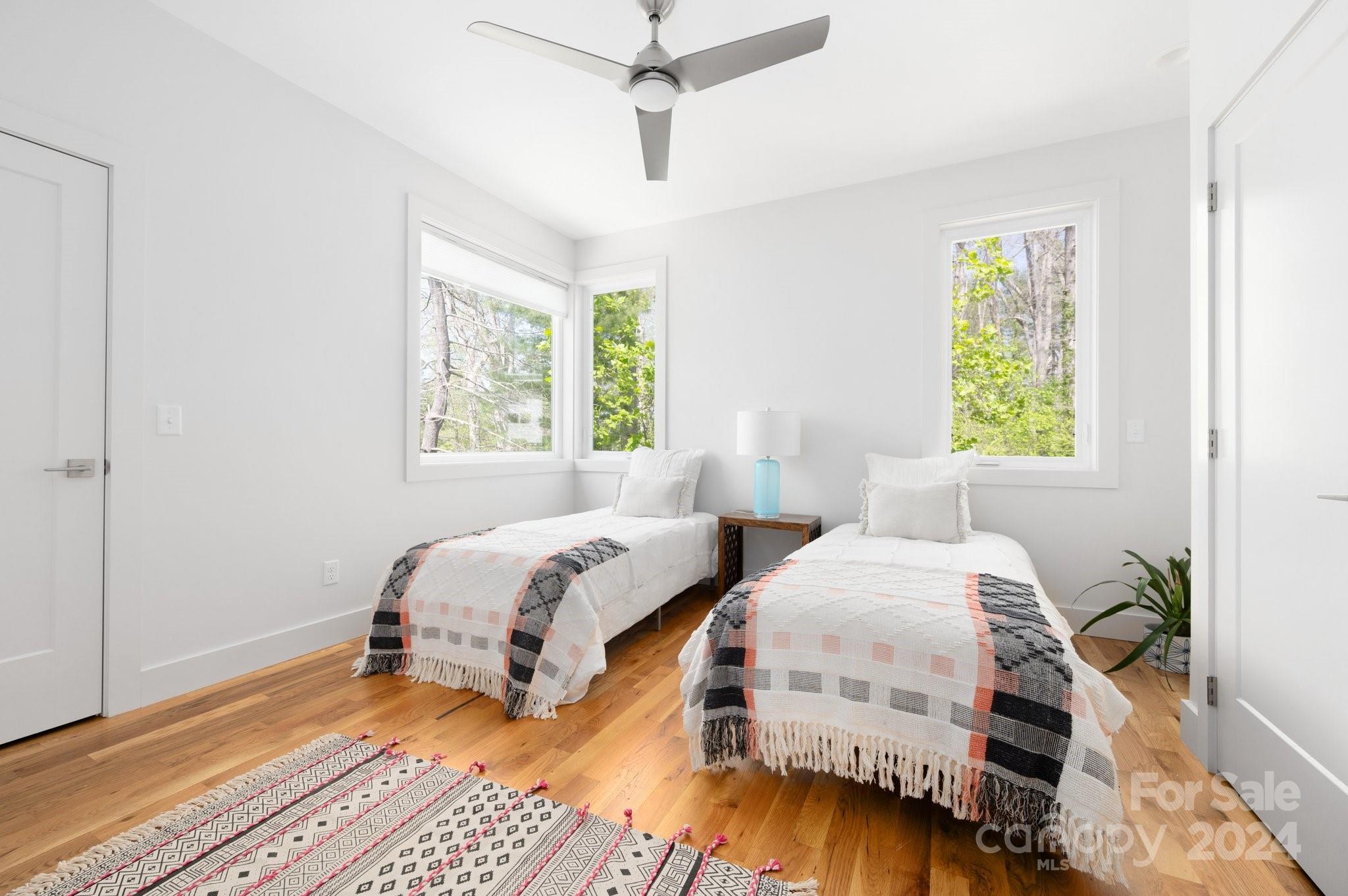 41 Mauricet Lane Asheville NC 28806