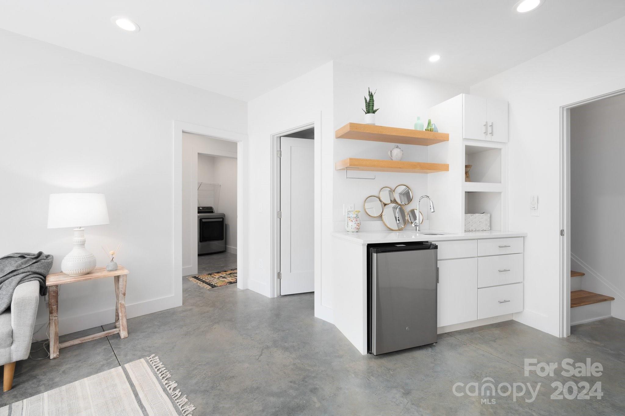 41 Mauricet Lane Asheville NC 28806