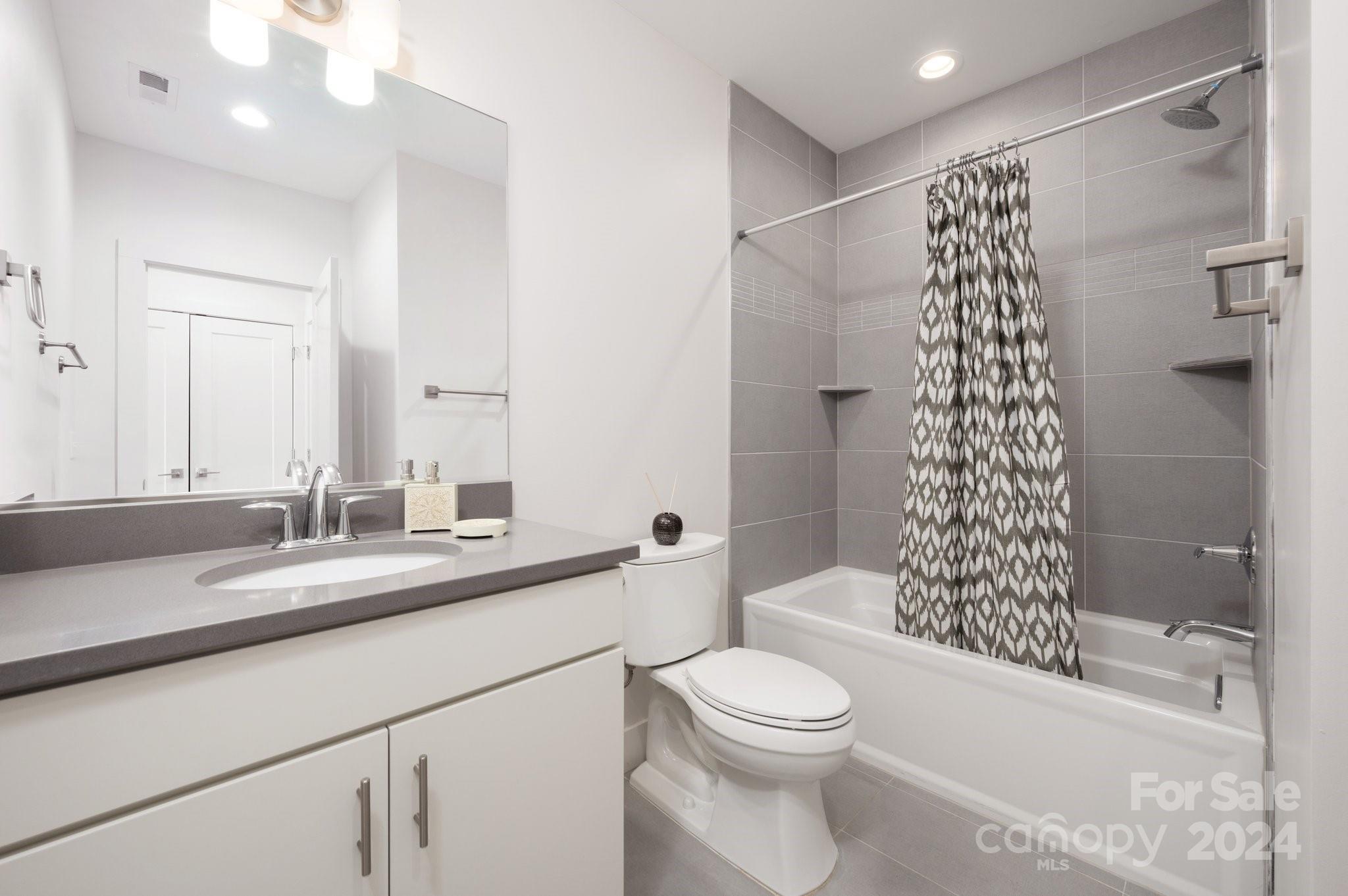 41 Mauricet Lane Asheville NC 28806
