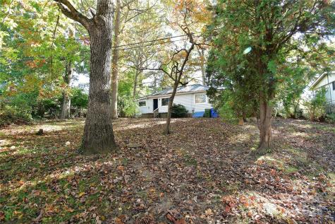 26 Dogwood Court Asheville NC 28805