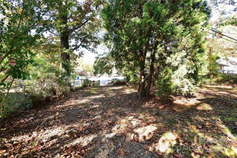 26 Dogwood Court Asheville NC 28805