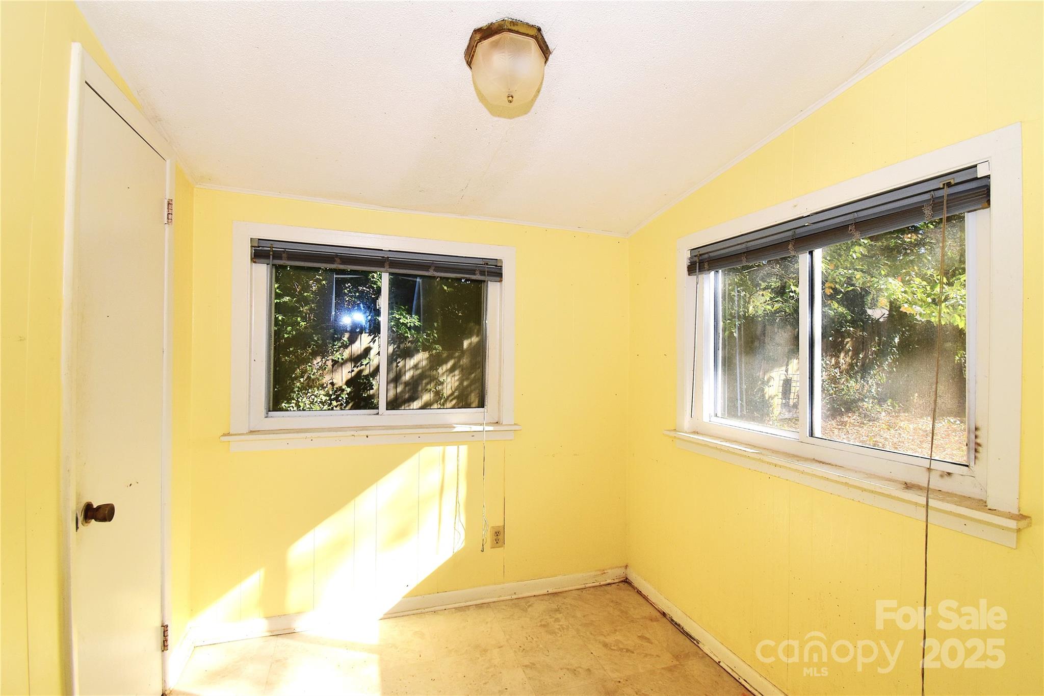 26 Dogwood Court Asheville NC 28805