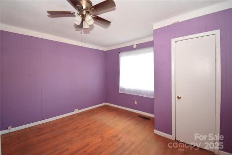 26 Dogwood Court Asheville NC 28805