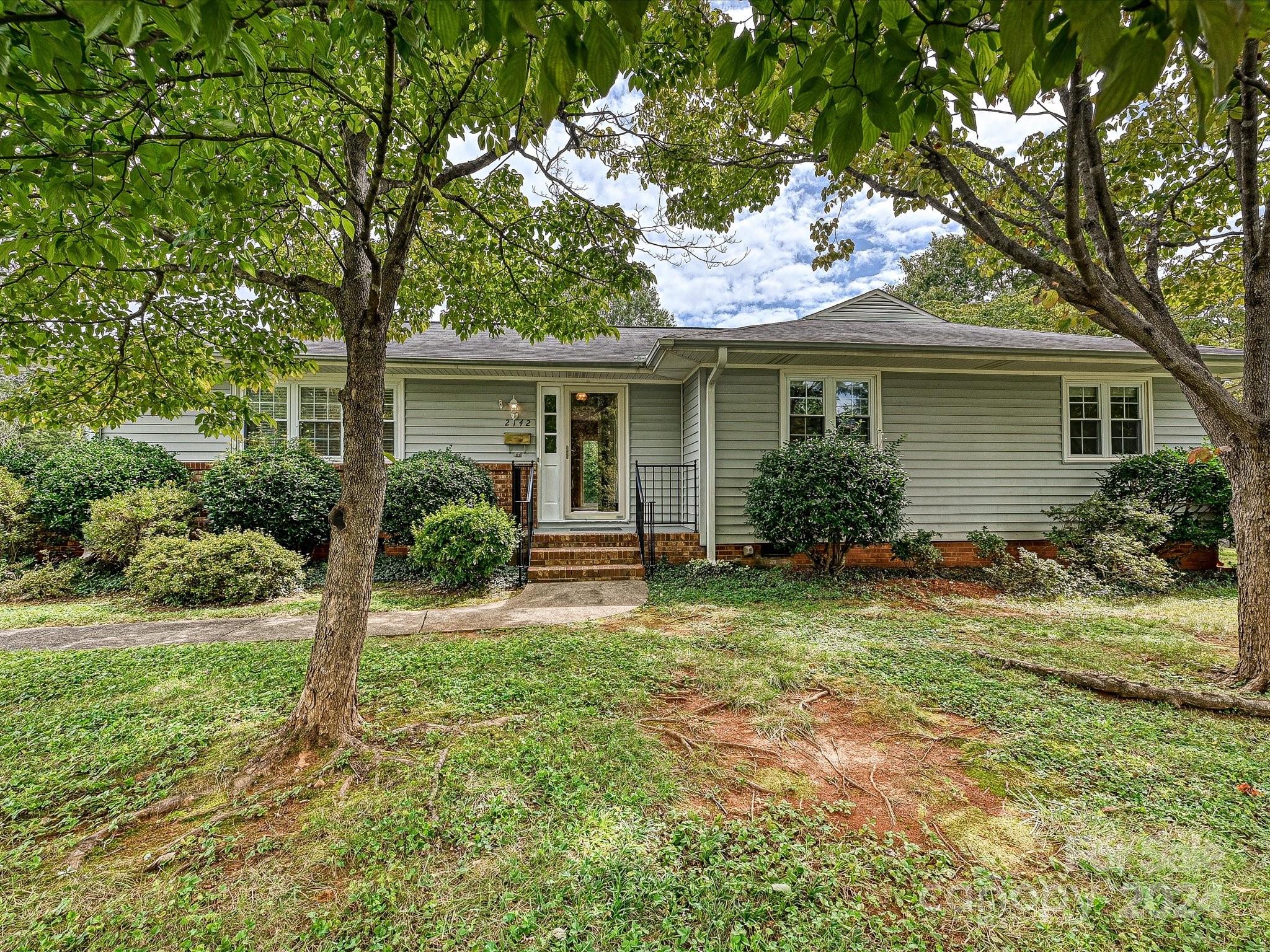 2142 Regent Court Gastonia NC 28054
