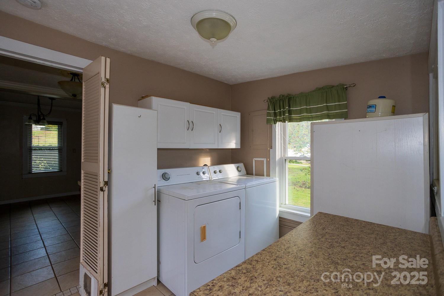 948 Riceville Road Asheville NC 28805