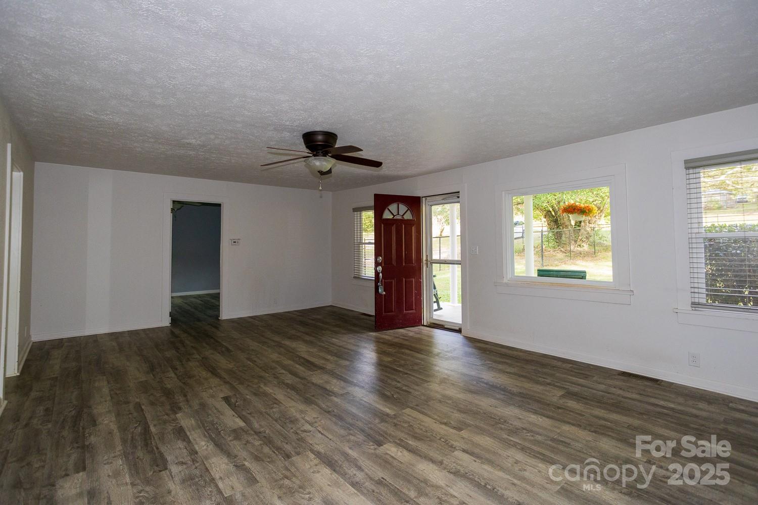 948 Riceville Road Asheville NC 28805