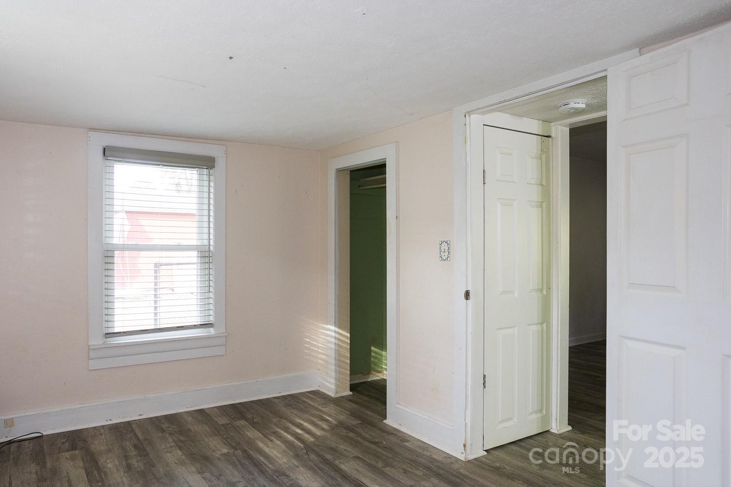 948 Riceville Road Asheville NC 28805