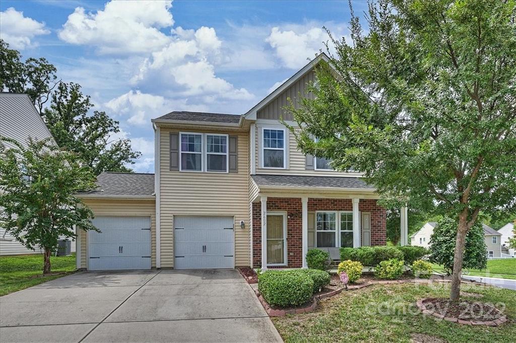 2602 Impatien Drive Charlotte NC 28215
