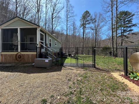 73 Bear Oat Trail Franklin NC 28734