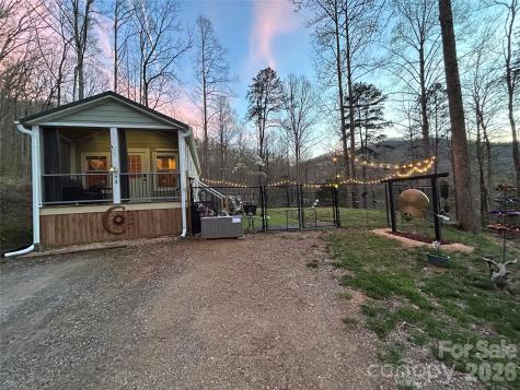 73 Bear Oat Trail Franklin NC 28734