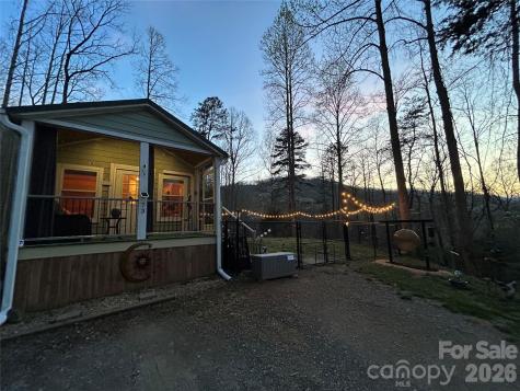 73 Bear Oat Trail Franklin NC 28734
