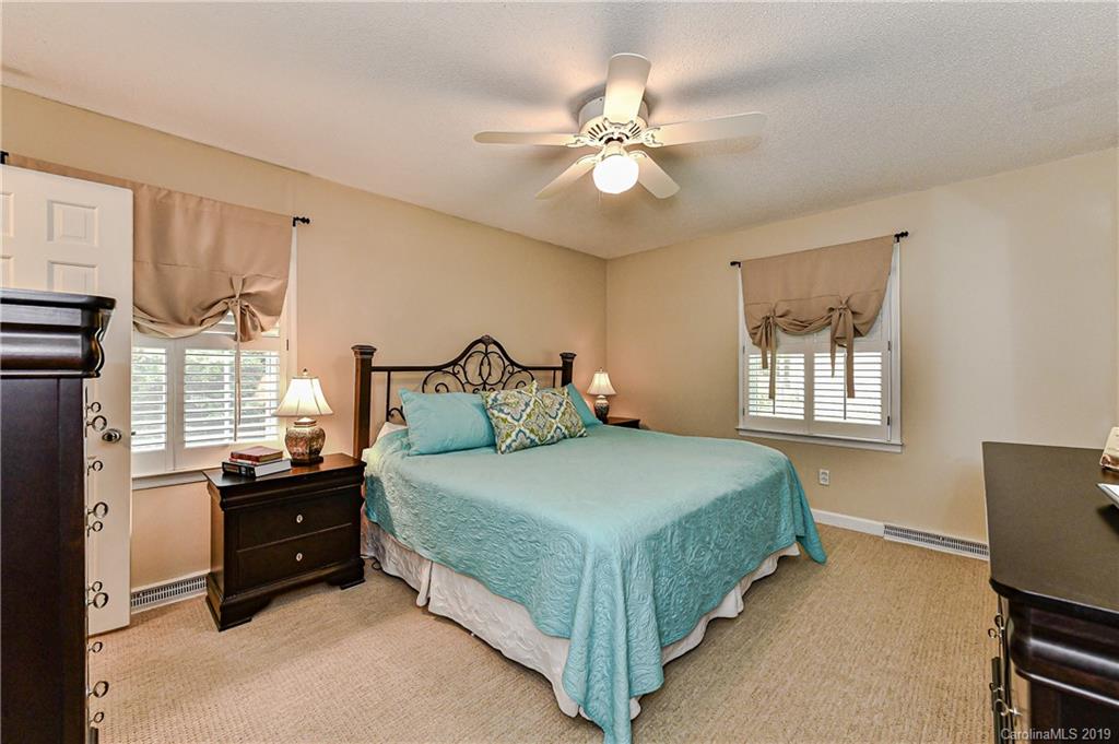 3824 Chevington Road Charlotte NC 28226