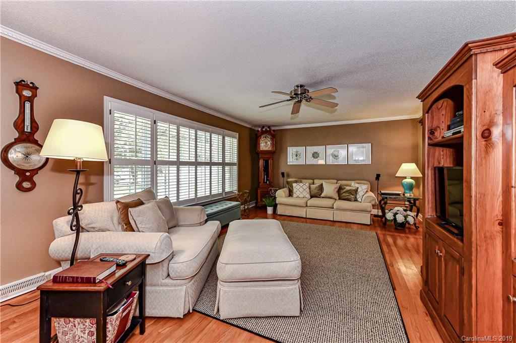 3824 Chevington Road Charlotte NC 28226