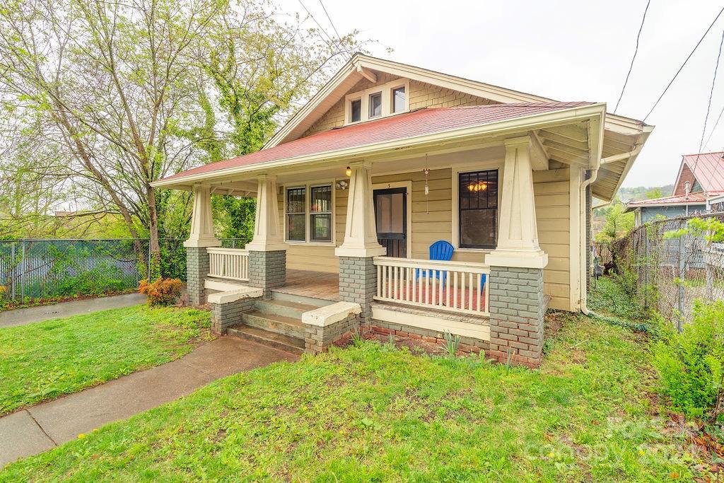 5 Elizabeth Place Asheville NC 28801