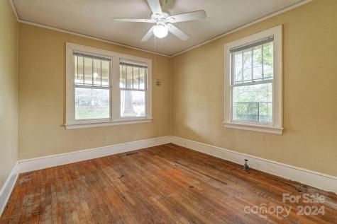 5 Elizabeth Place Asheville NC 28801