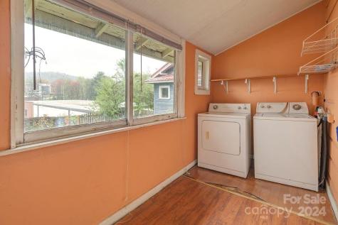5 Elizabeth Place Asheville NC 28801