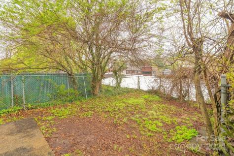 5 Elizabeth Place Asheville NC 28801