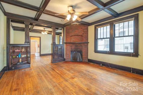 5 Elizabeth Place Asheville NC 28801
