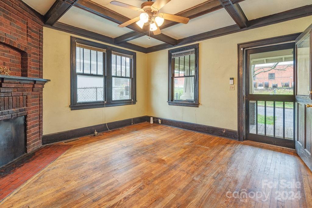 5 Elizabeth Place Asheville NC 28801