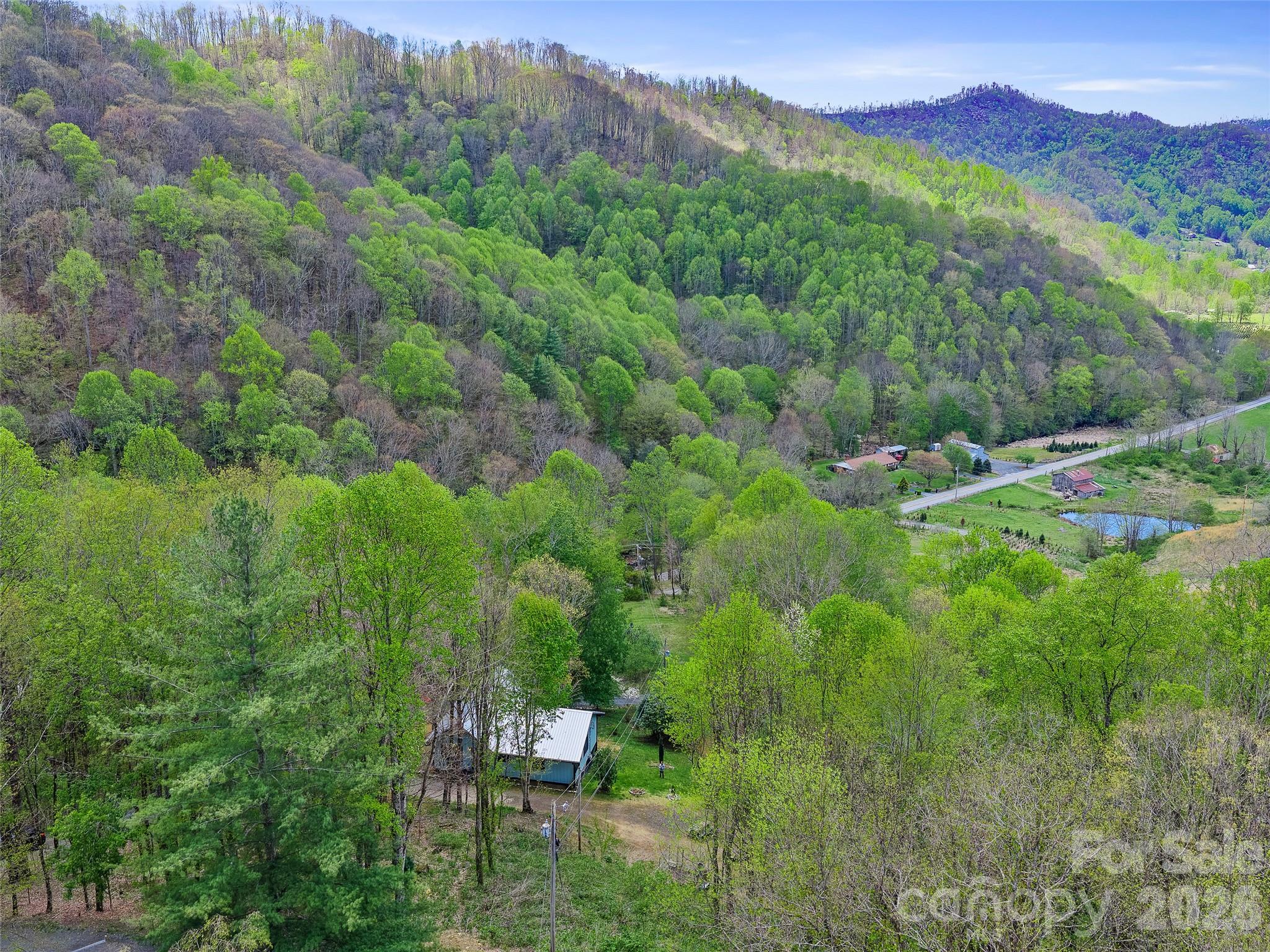129 Kantagree Drive Bakersville NC 28705