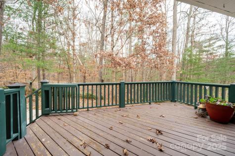 590 Brook Knoll Circle Weaverville NC 28787