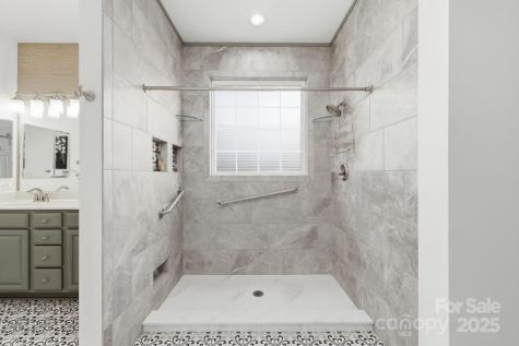 590 Brook Knoll Circle Weaverville NC 28787