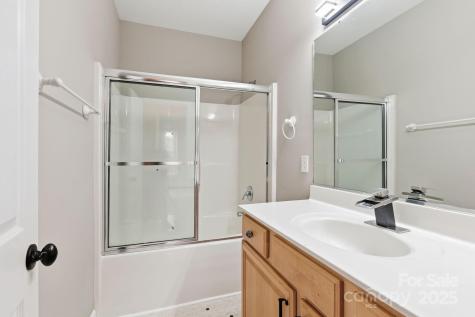 590 Brook Knoll Circle Weaverville NC 28787