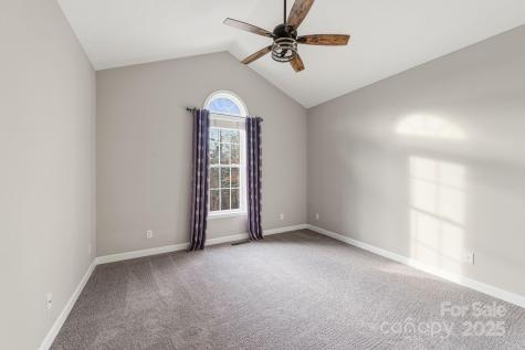 590 Brook Knoll Circle Weaverville NC 28787
