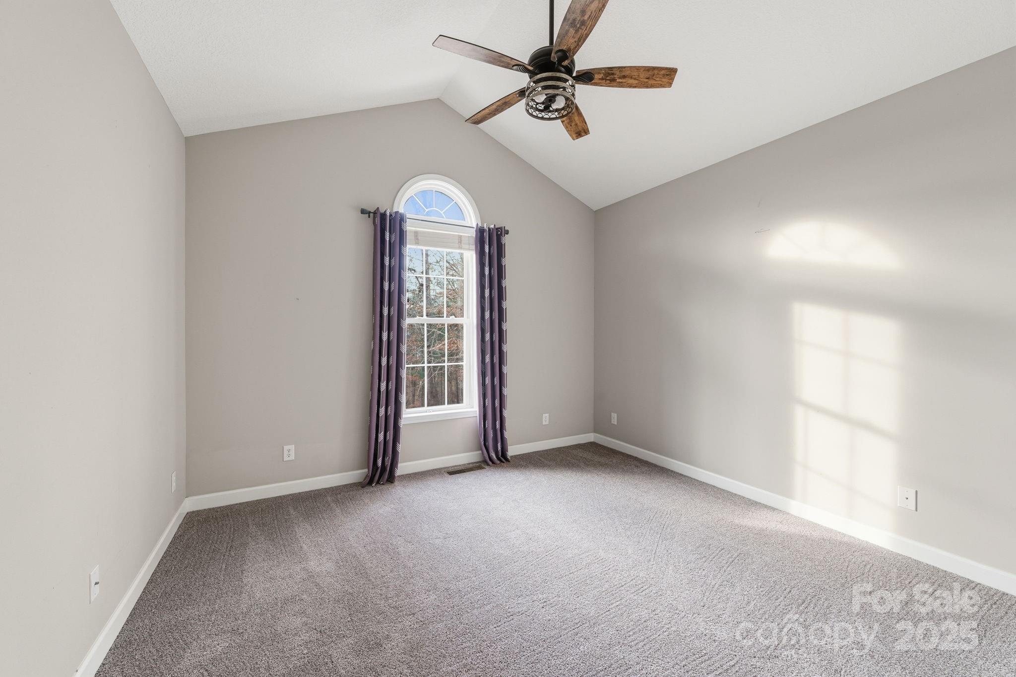 590 Brook Knoll Circle Weaverville NC 28787