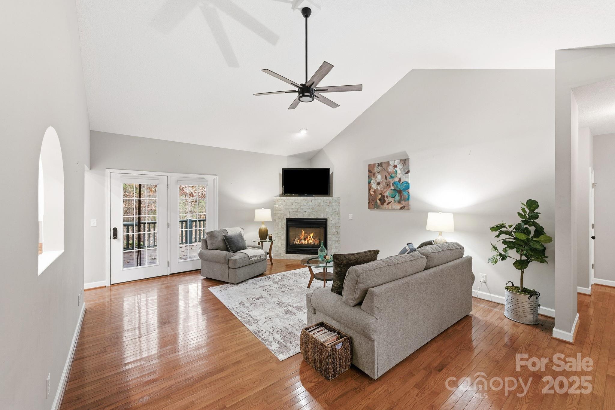 590 Brook Knoll Circle Weaverville NC 28787