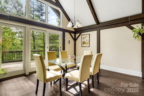 8 Quinn Court Asheville NC 28805