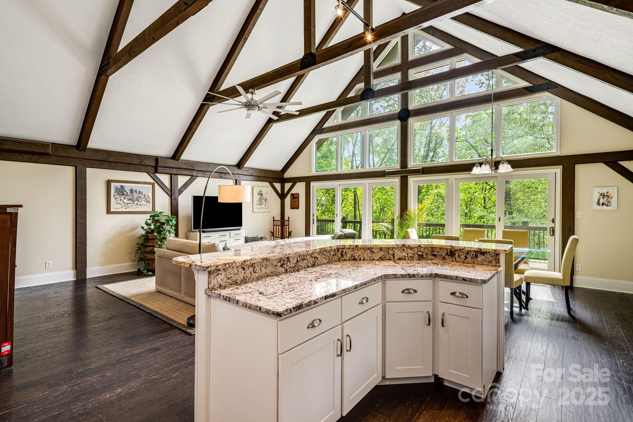 8 Quinn Court Asheville NC 28805