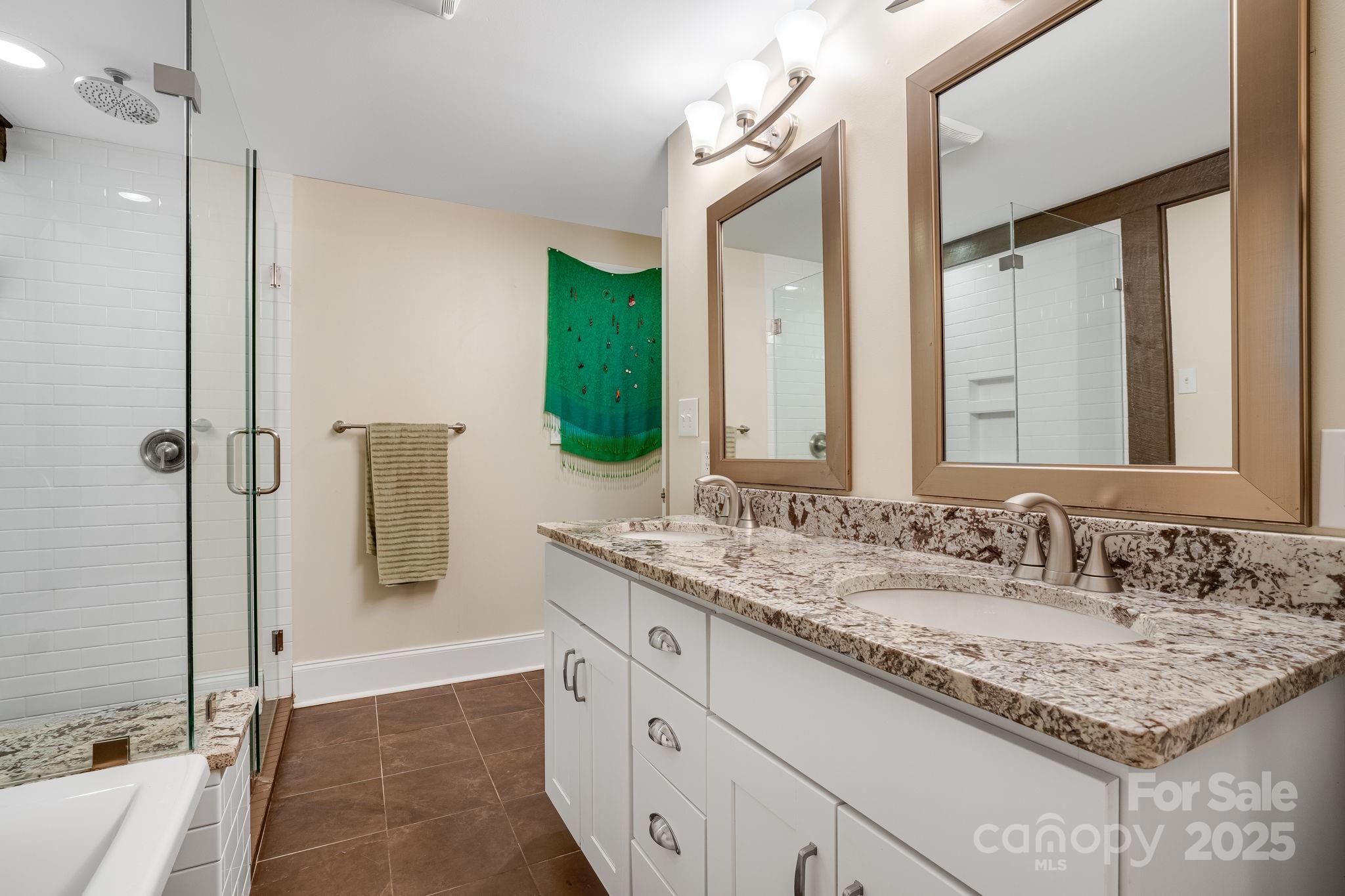 8 Quinn Court Asheville NC 28805