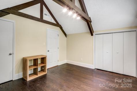 8 Quinn Court Asheville NC 28805