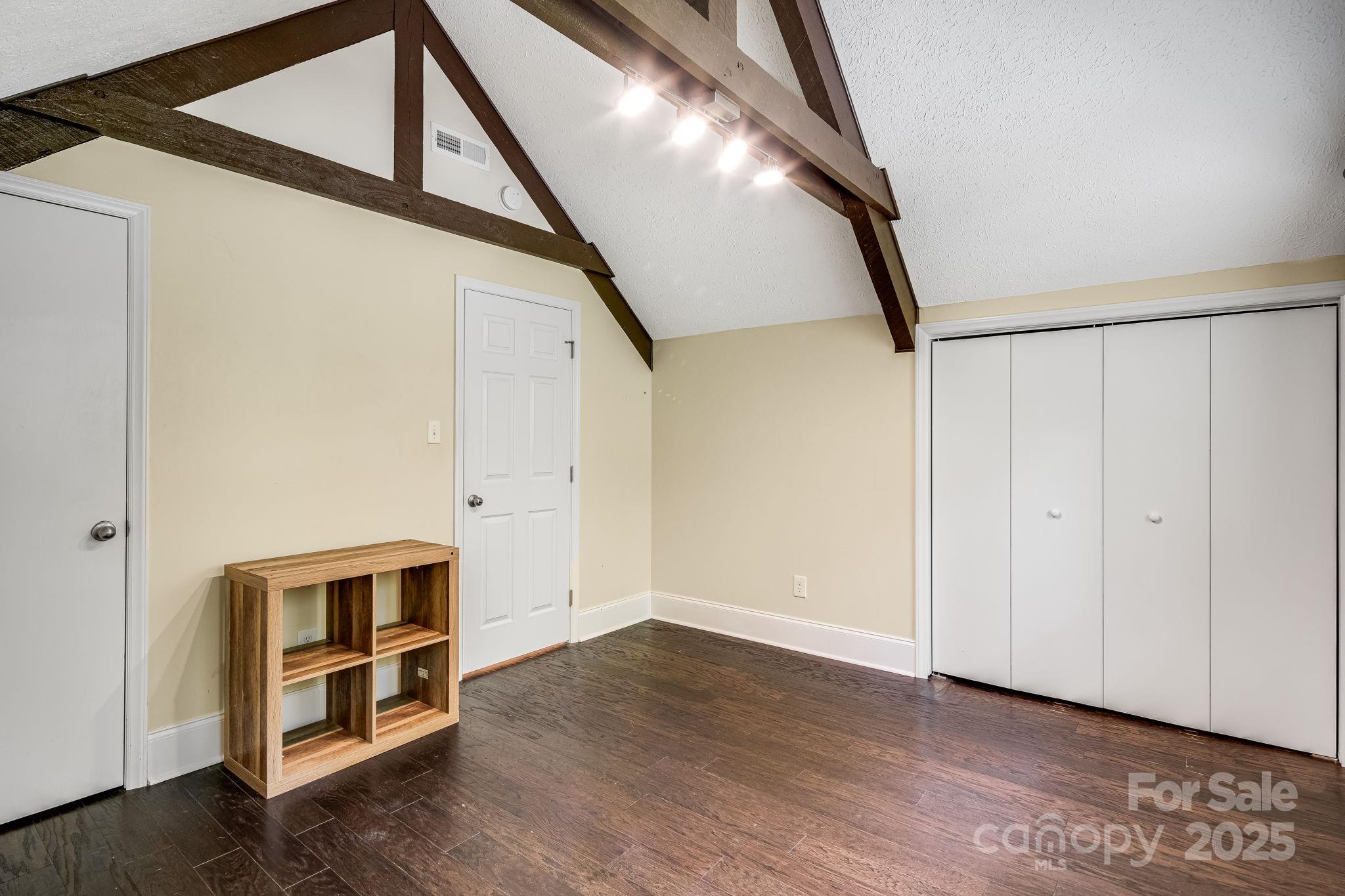 8 Quinn Court Asheville NC 28805