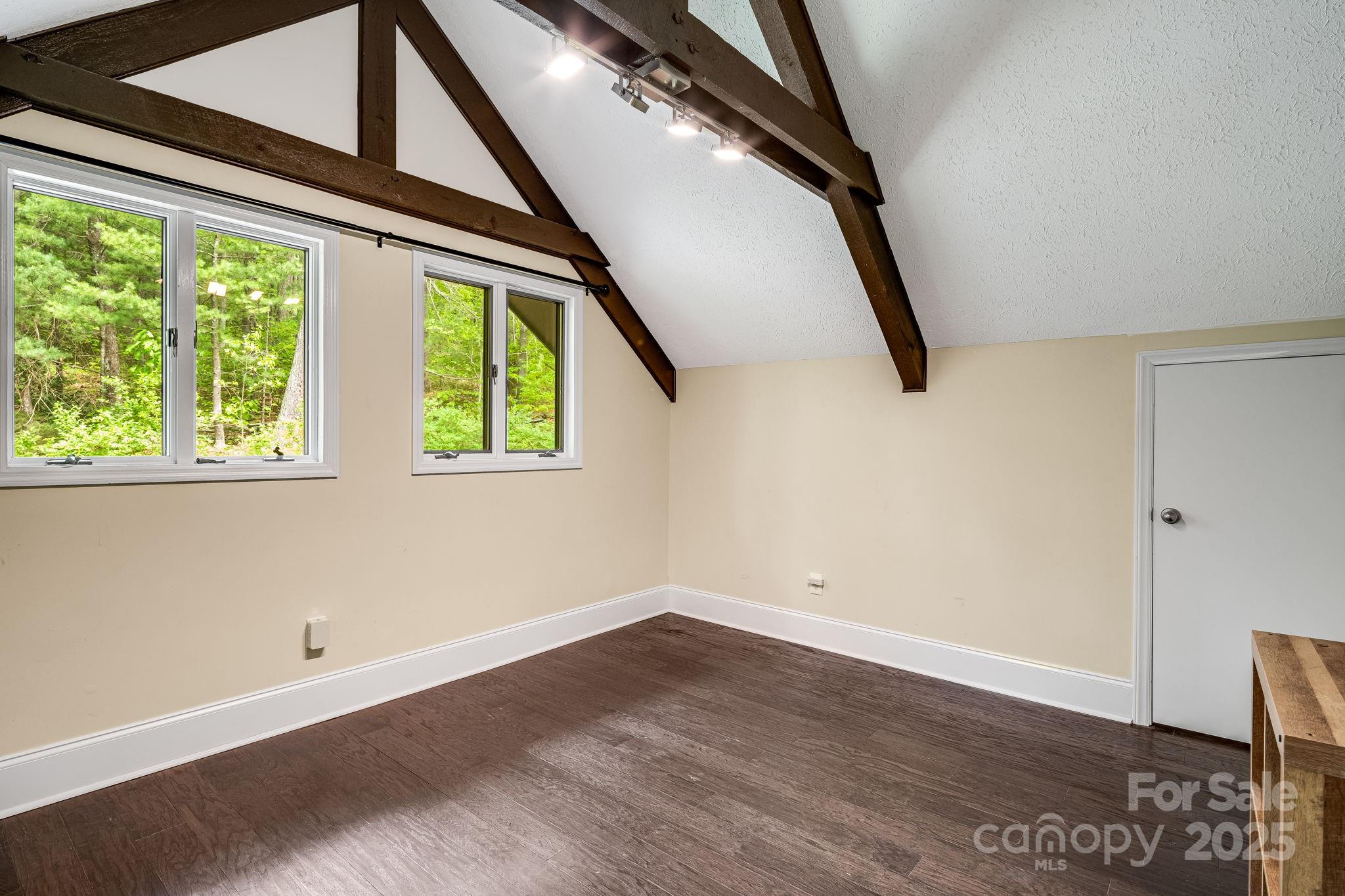 8 Quinn Court Asheville NC 28805