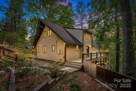 8 Quinn Court Asheville NC 28805