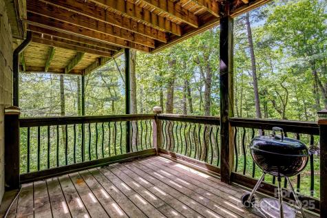 8 Quinn Court Asheville NC 28805