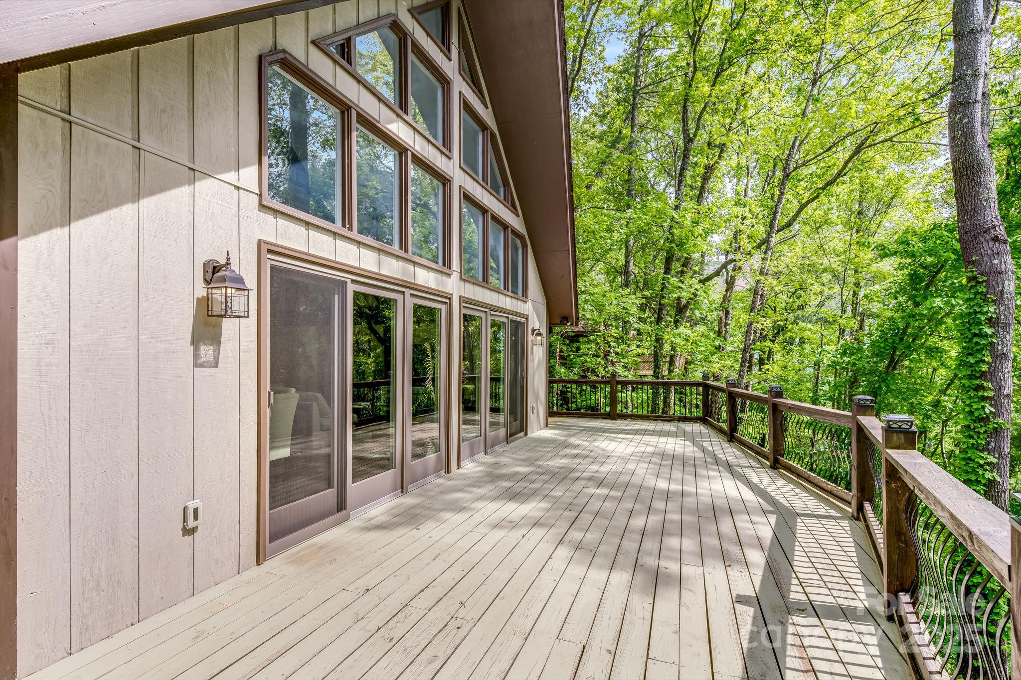 8 Quinn Court Asheville NC 28805