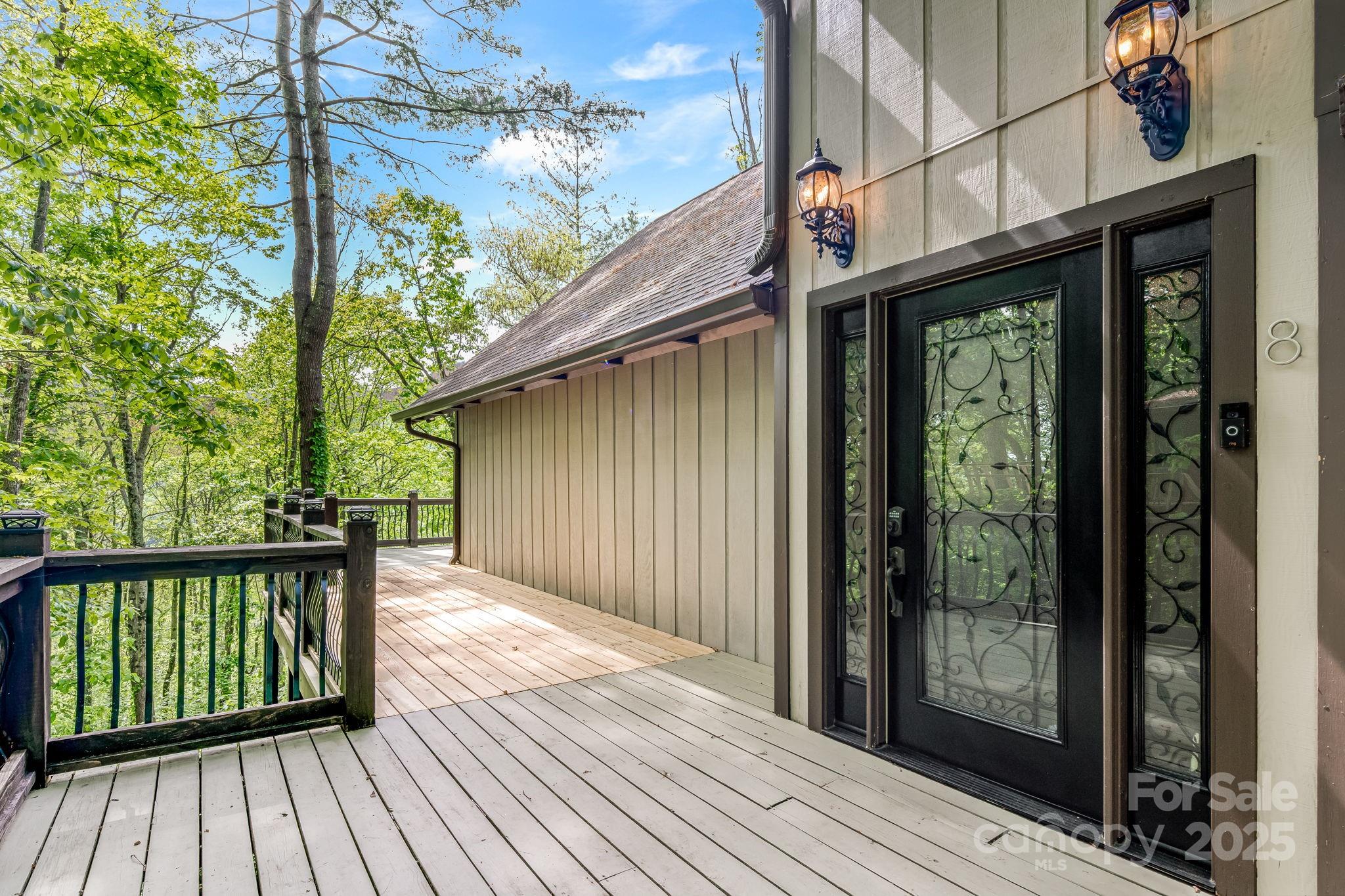 8 Quinn Court Asheville NC 28805