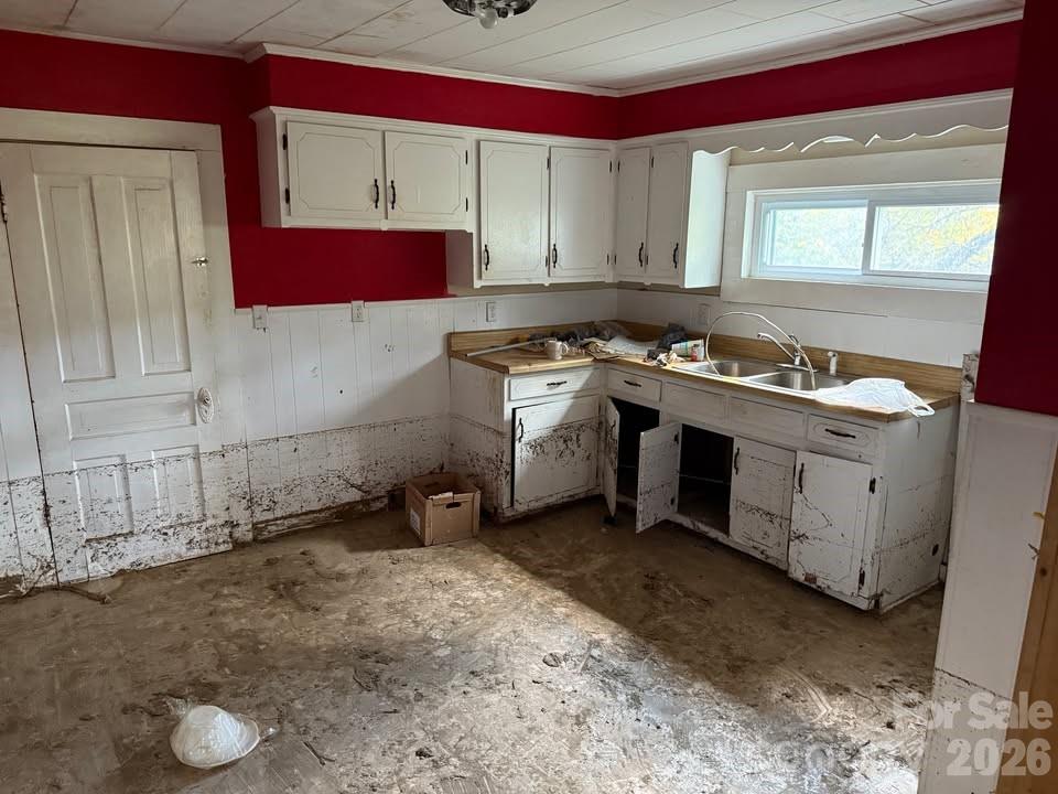 166 Old Helton School Road Lansing NC 28643